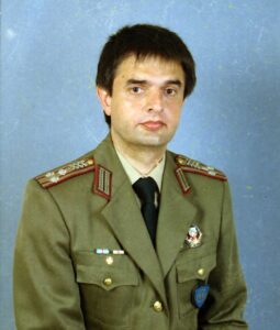 Антон Иванов като полковник-инженер Антон Иванов като полковник-инженер